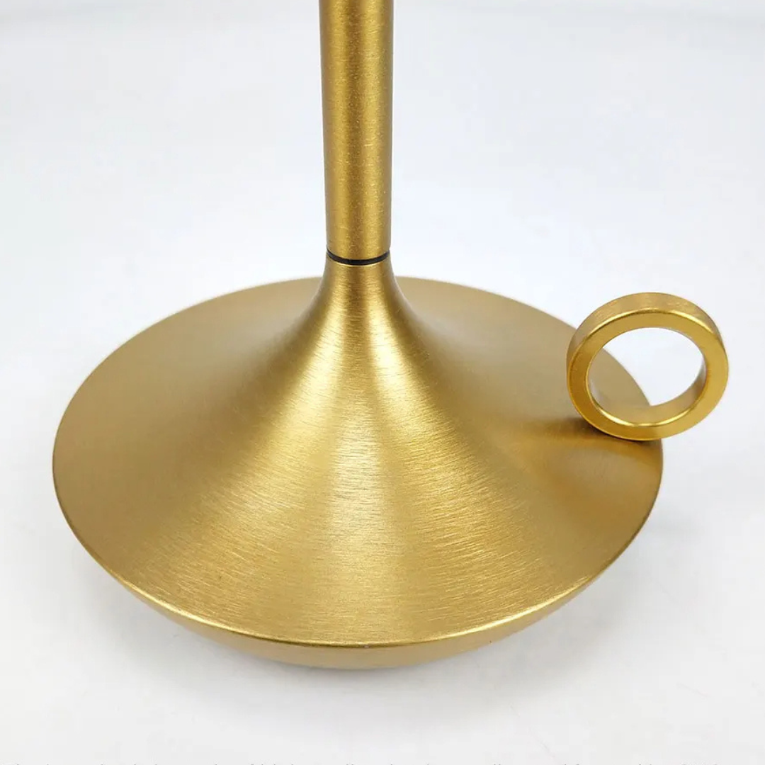 AuraVæge Lampen