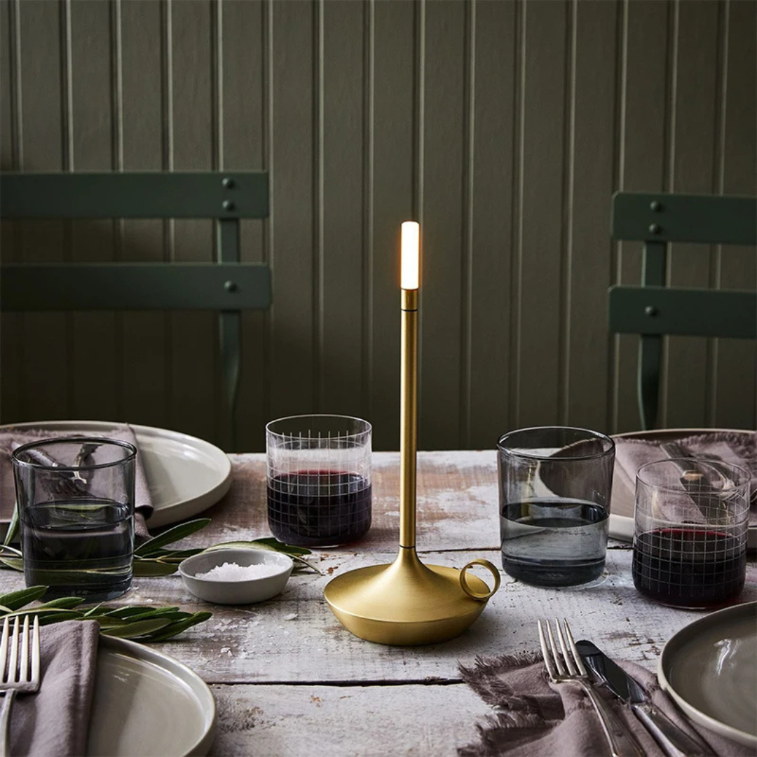 AuraVæge Lampen