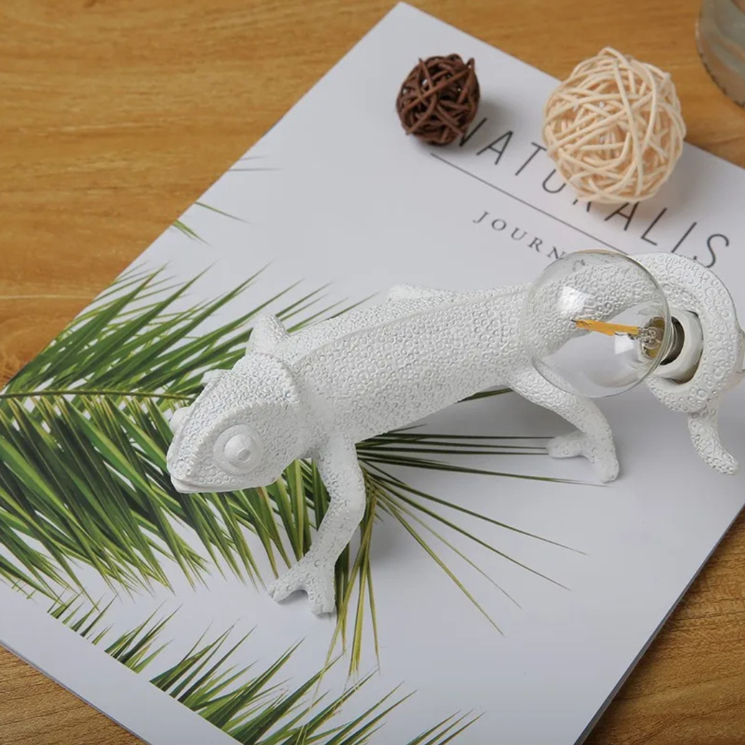 Lysøgle Kamelon Lampe