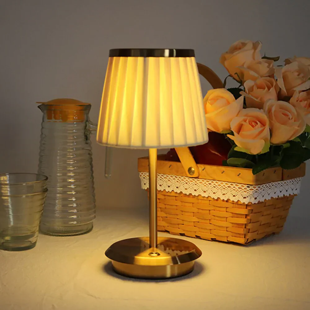 LumiOra Bordlampe
