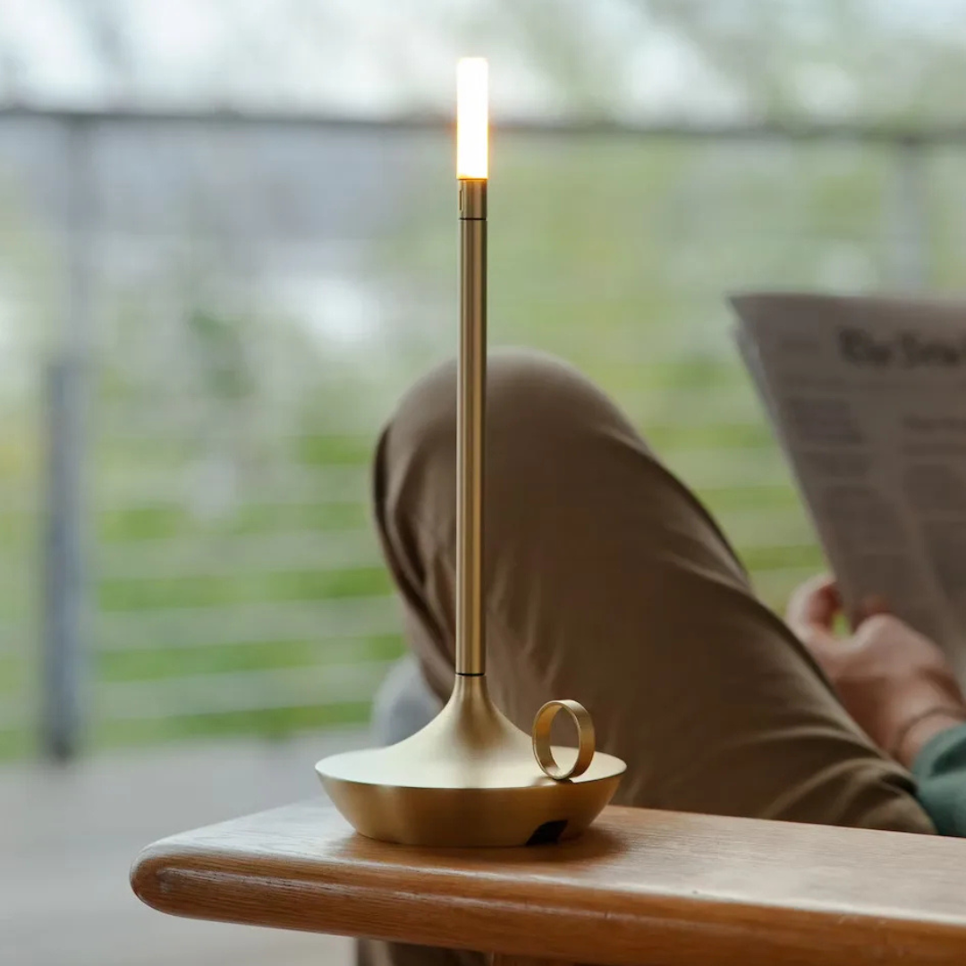 AuraVæge Lampen
